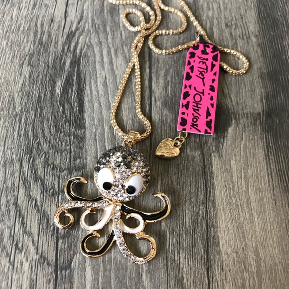 Betsey Johnson Jewelry - BJ Crystal Black White Baby Octopus Pendant